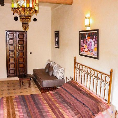 Auberge Chez Momo II Уирган Екстериор снимка