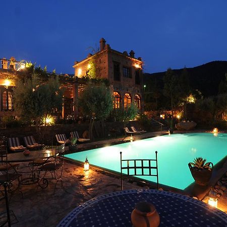 Auberge Chez Momo II Уирган Екстериор снимка