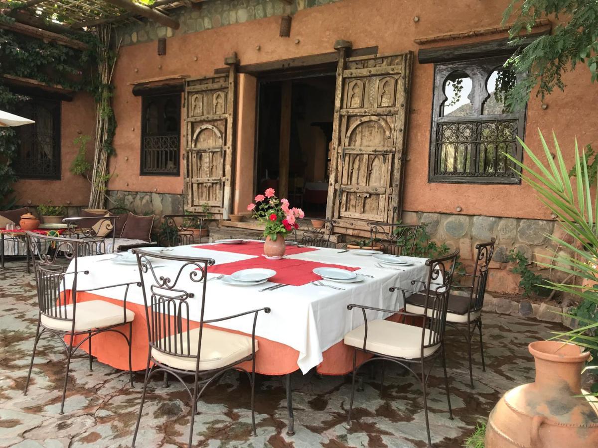 Auberge Chez Momo II Уирган Екстериор снимка