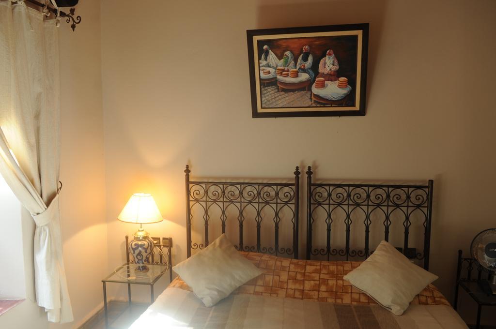 Auberge Chez Momo II Уирган Екстериор снимка
