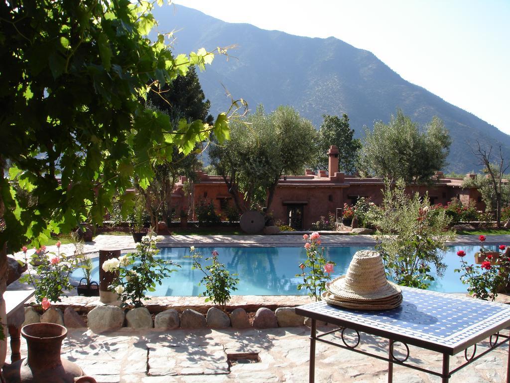Auberge Chez Momo II Уирган Екстериор снимка