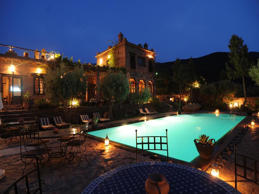 Auberge Chez Momo II Уирган Екстериор снимка