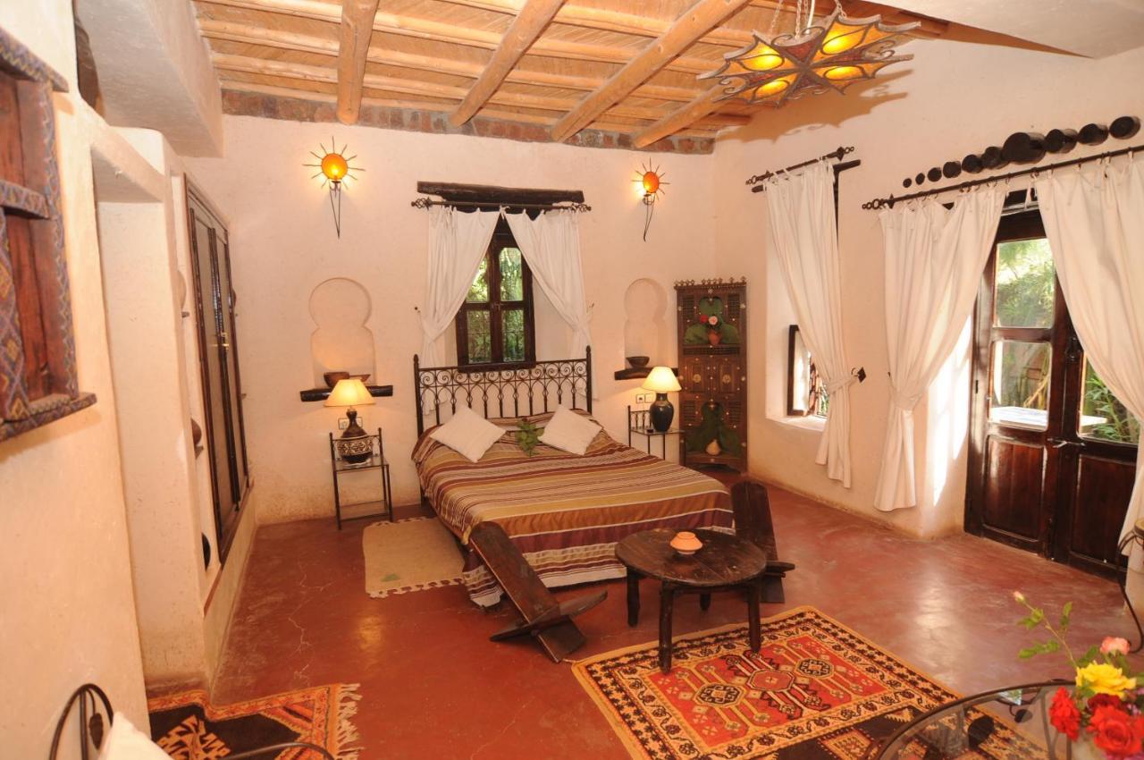 Auberge Chez Momo II Уирган Екстериор снимка